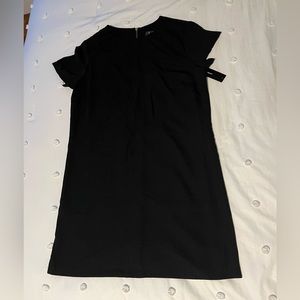 Black Lulu’s shift dress